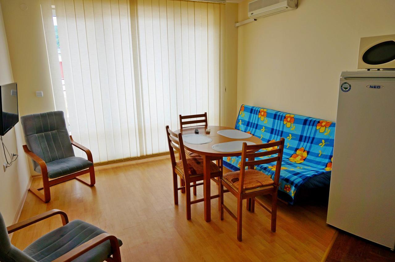Gt Privilege Fort Beach Apartments Elenite Esterno foto
