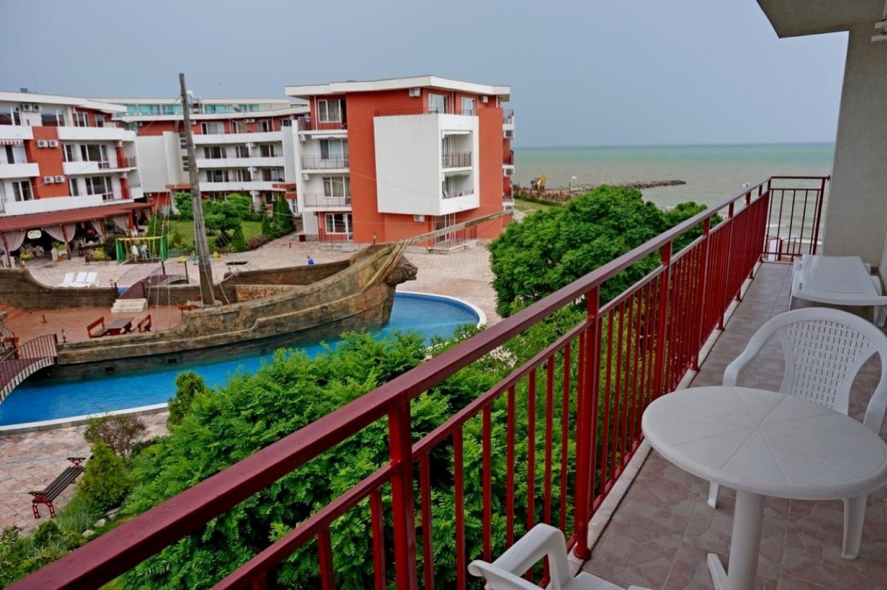 Gt Privilege Fort Beach Apartments Elenite Esterno foto