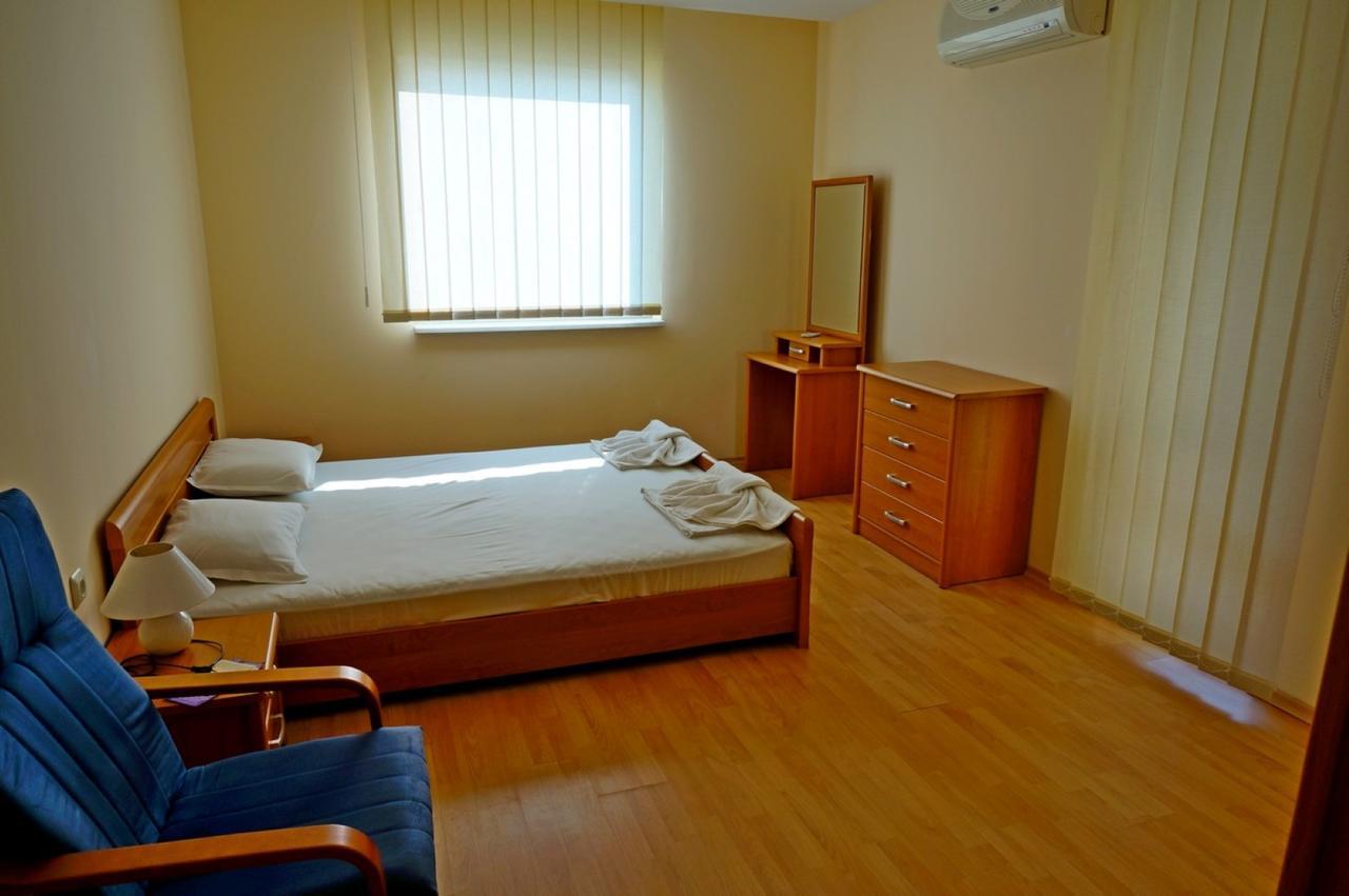 Gt Privilege Fort Beach Apartments Elenite Esterno foto
