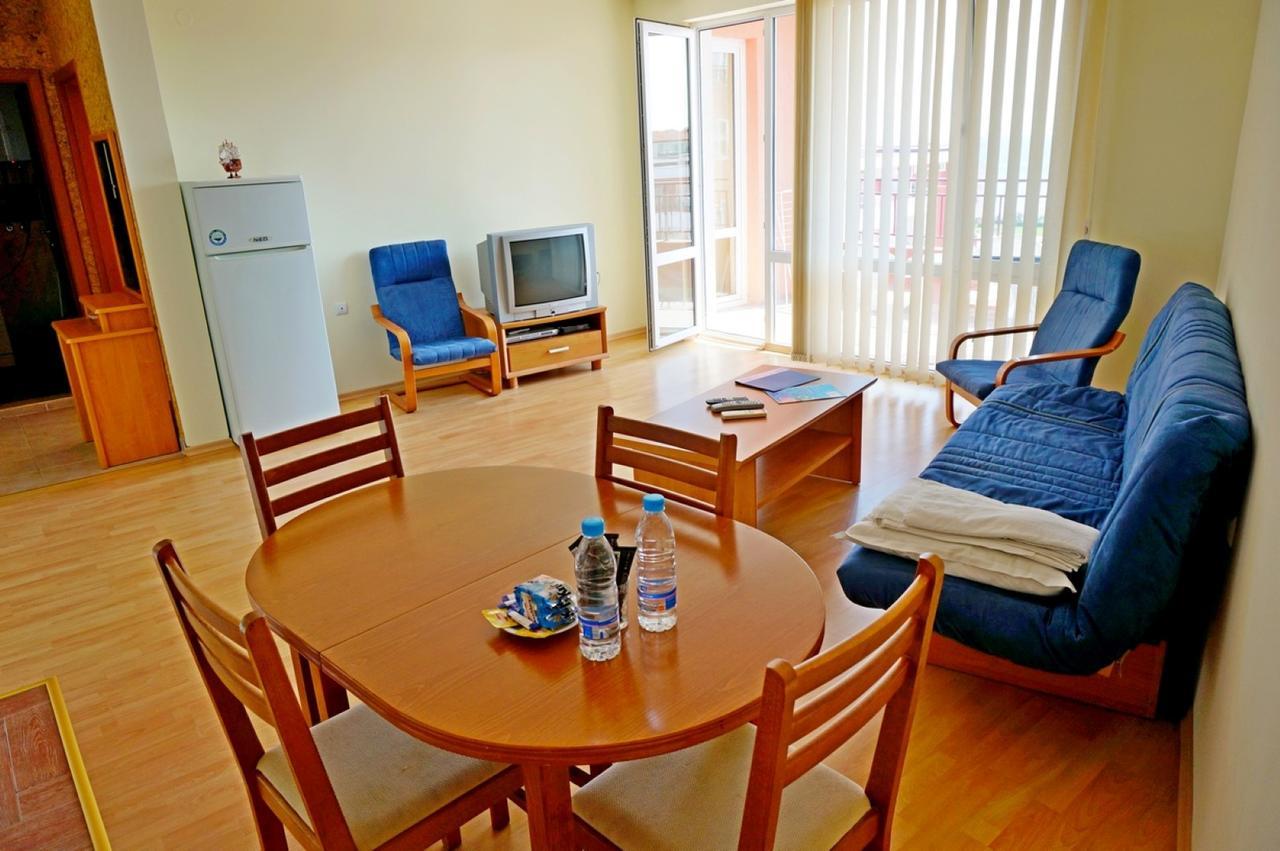 Gt Privilege Fort Beach Apartments Elenite Esterno foto