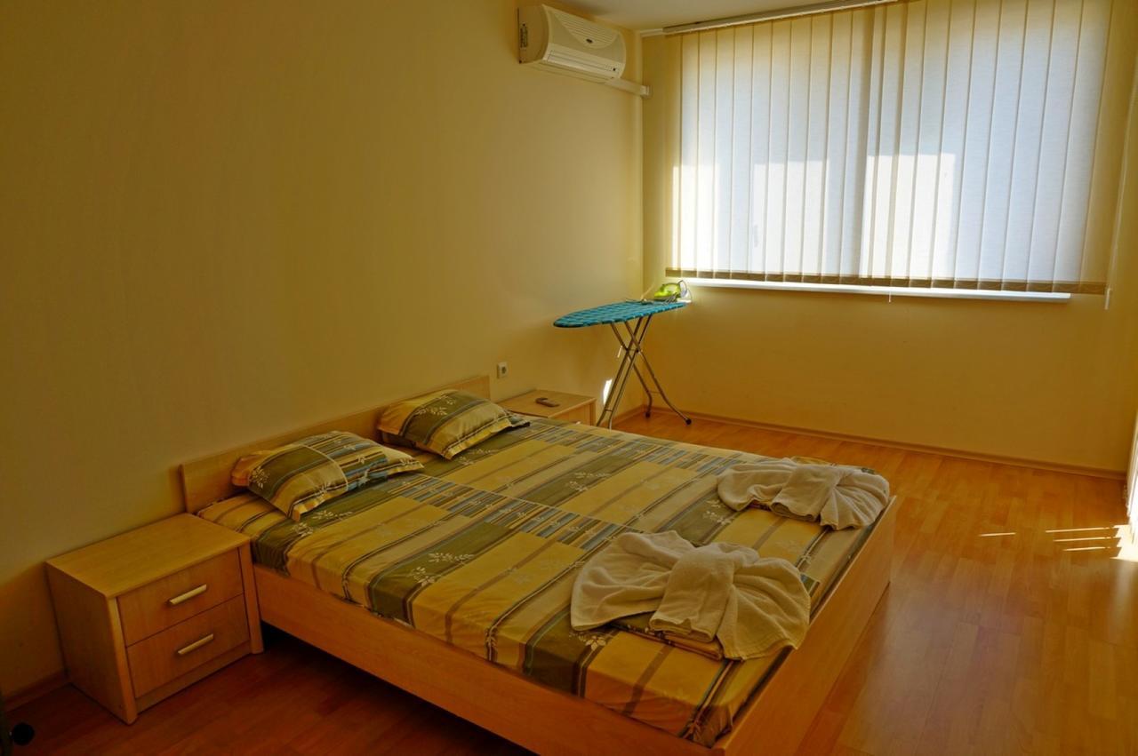 Gt Privilege Fort Beach Apartments Elenite Esterno foto