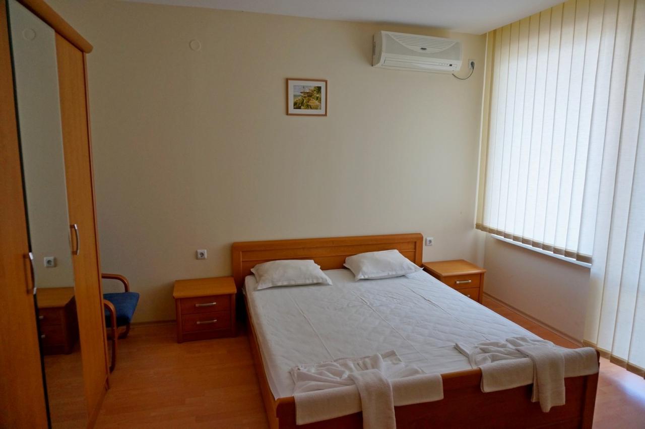 Gt Privilege Fort Beach Apartments Elenite Esterno foto