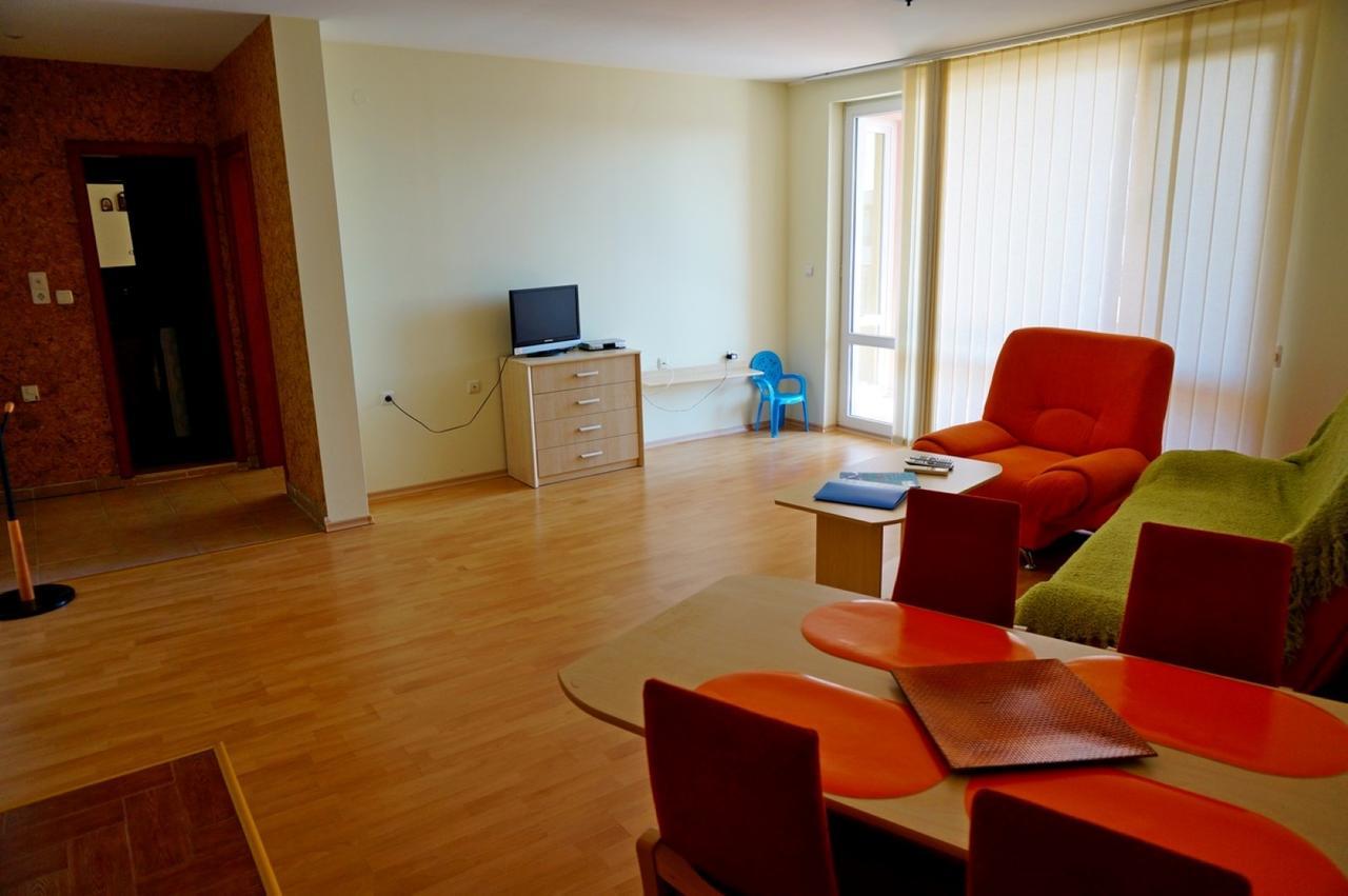 Gt Privilege Fort Beach Apartments Elenite Esterno foto