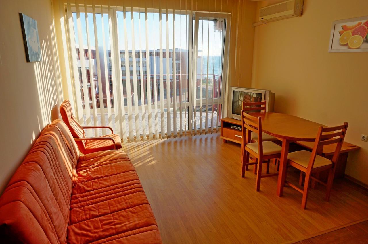 Gt Privilege Fort Beach Apartments Elenite Esterno foto